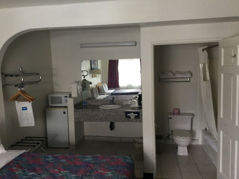 Motel Rodeway Inn Beaumont 1-10