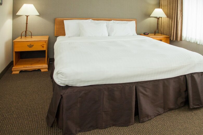 Hotel Evergreen Resort