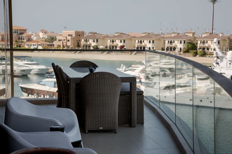 Higuests Vacation Homes - Tiara Diamond