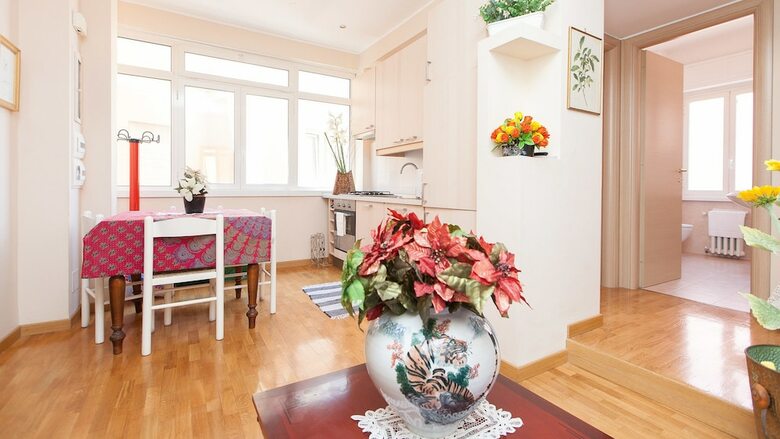 Apartamento Rental In Rome Guinizzelli