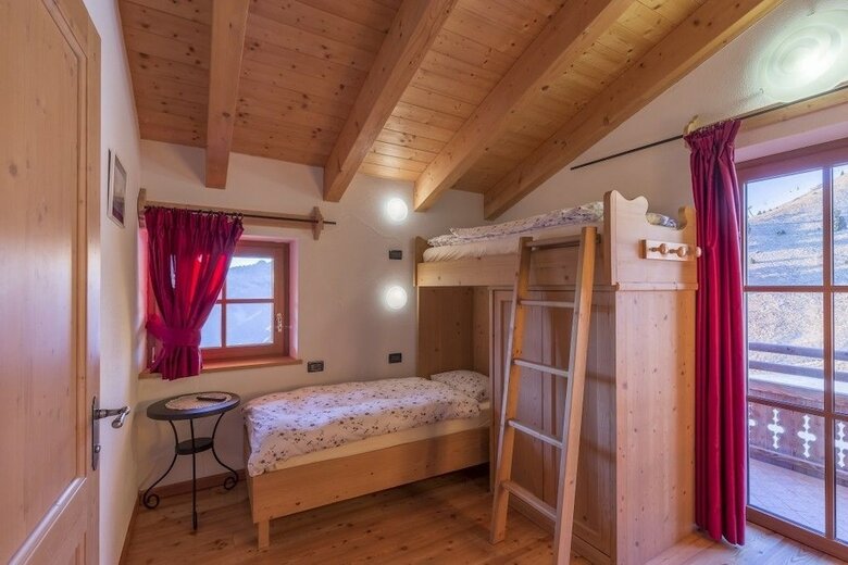 Posada Rifugio Baita Cuz