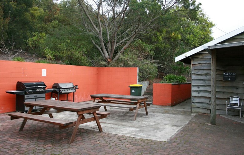 Hostal Seaview Holiday Park And  Hostel