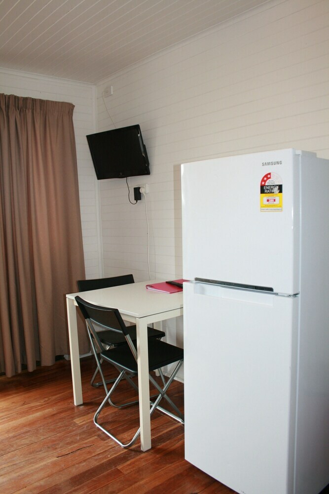 Hostal Seaview Holiday Park And  Hostel