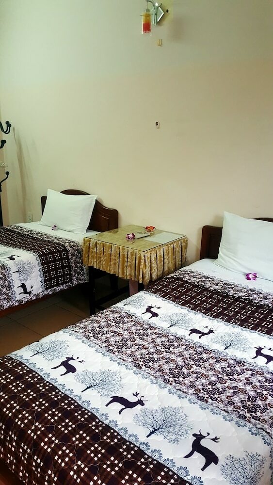 Hotel Phong Lan Guesthouse