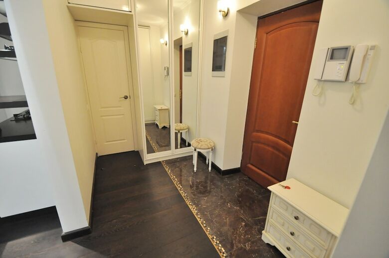 Flats4u Apartments Smolenskaya