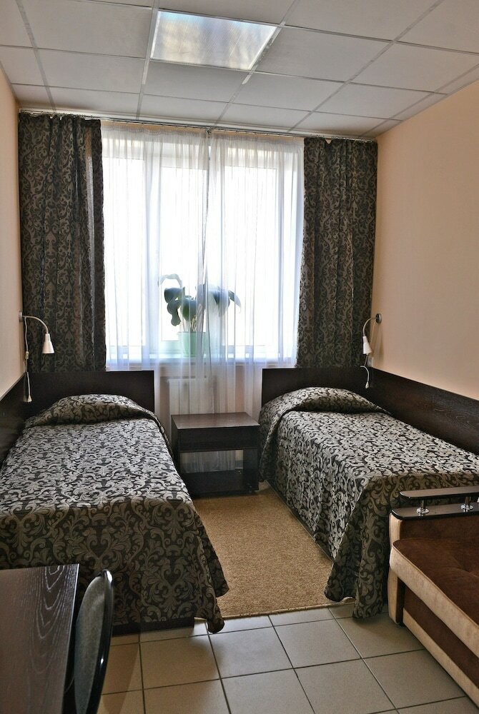 Perekrestok Hotel