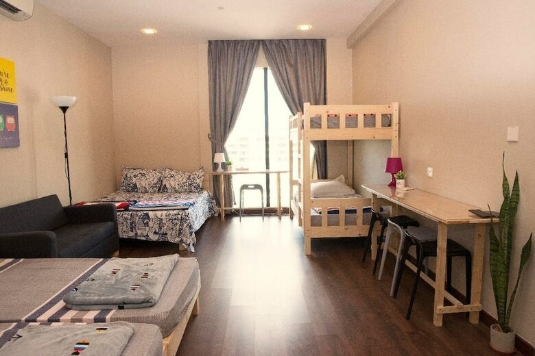 Apartamentos Yoom @ Riverson Duplex 12 Pax