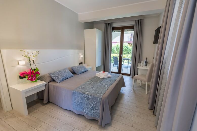 Hotel Cooee Michelizia Tropea Resort