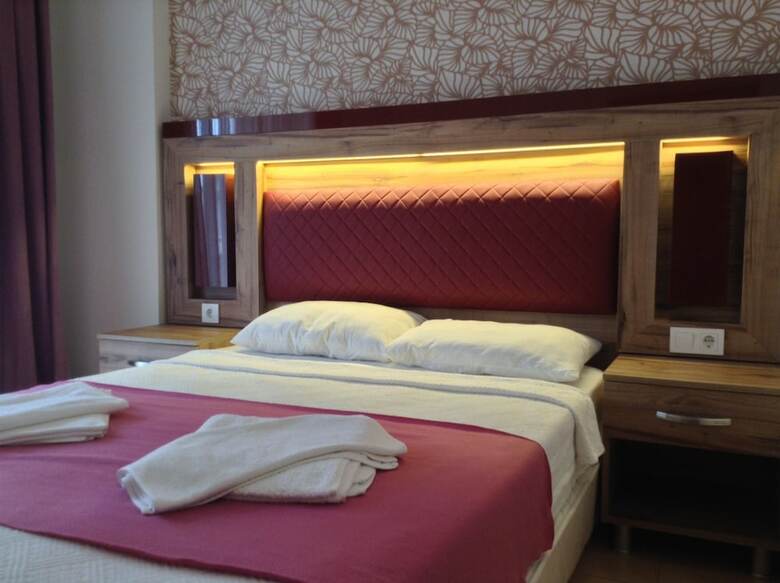 Senam Hotel