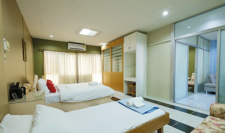 Hotel Zen Rooms Anna Residence