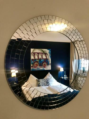 Bensons Hotel