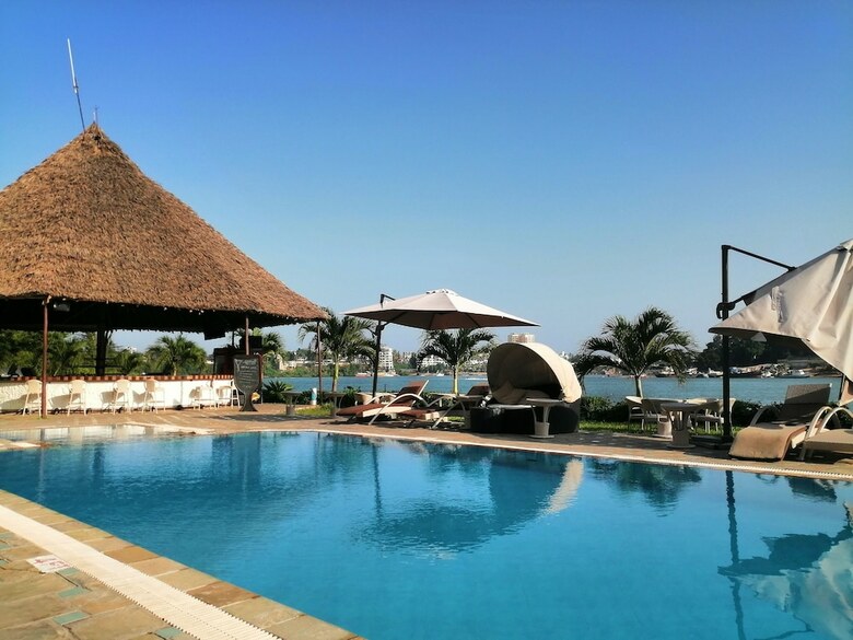 Cityblue Creekside Hotel & Suites.