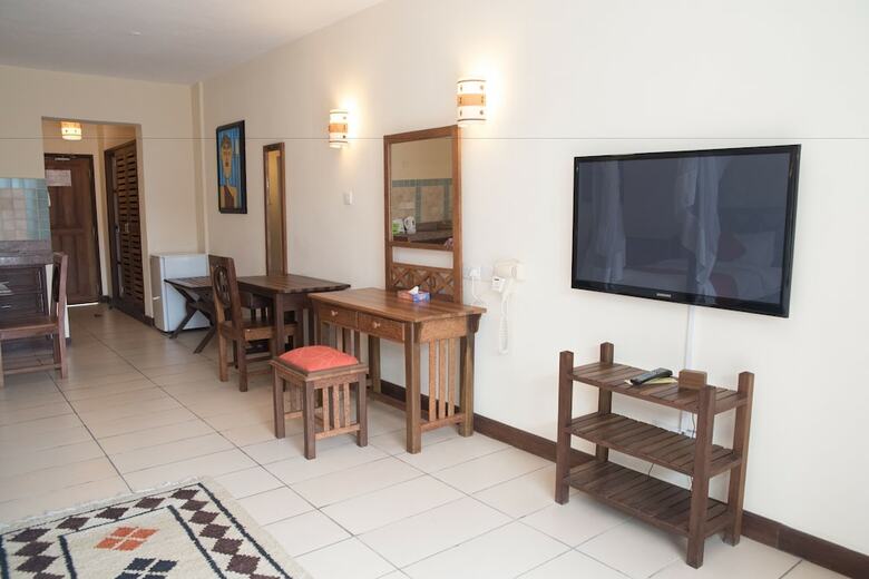 Cityblue Creekside Hotel & Suites.