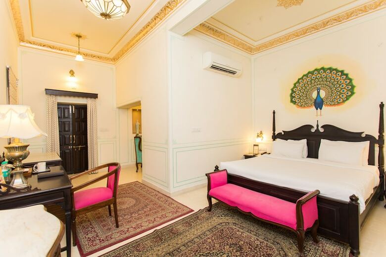 Hotel Grand Uniara