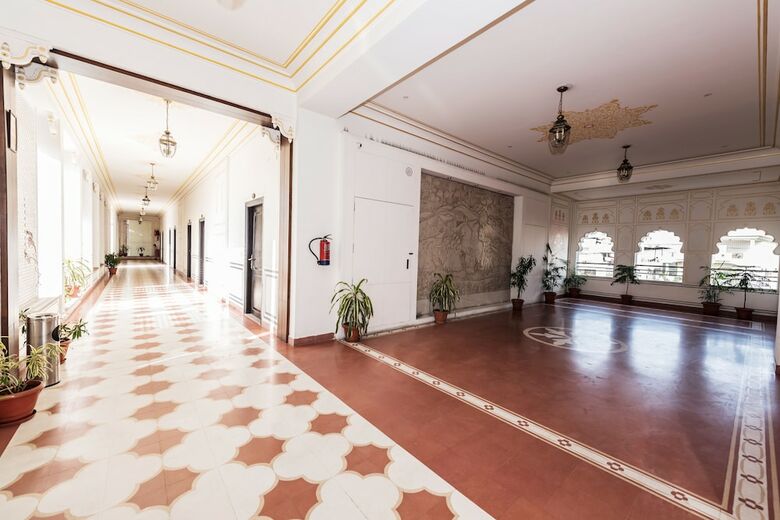 Hotel Grand Uniara