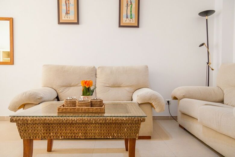 Apartamentos Jardines De Burriana Playa Nerja Canovas