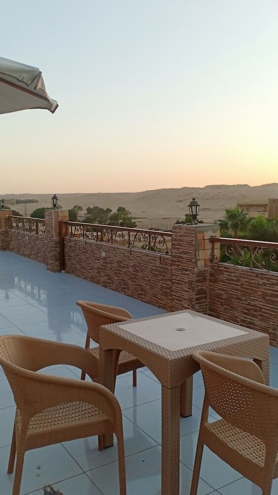 Bed & Breakfast Makadi Pyramids View