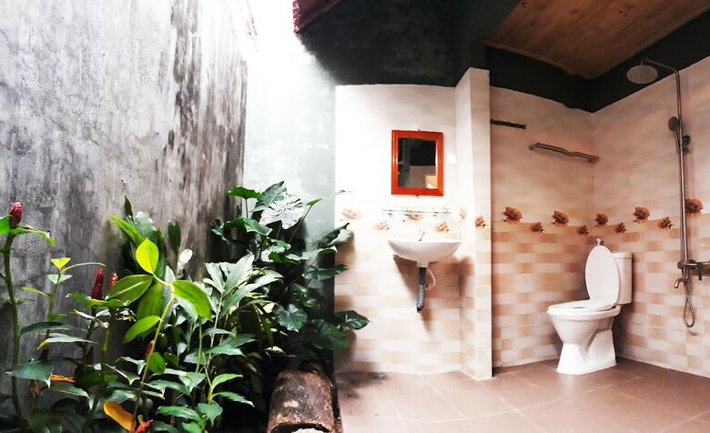 Hostal Trai Hoa Vang Homestay - Hostel
