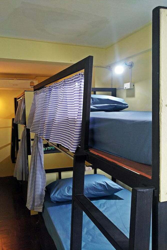 Hostal Pailin Guest House