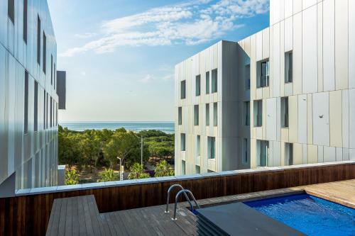 Apartamentos Urban District - Rambla Suites & Pool