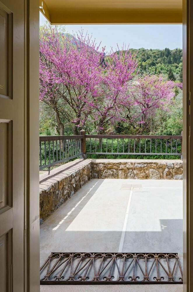Hotel Mazaraki Guesthouse
