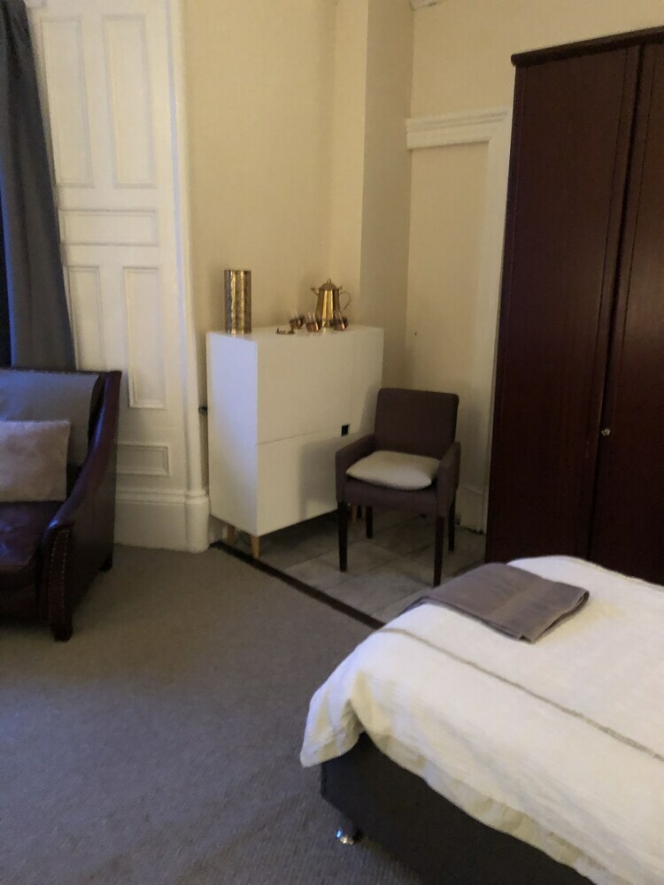 Bank Street Guest House
