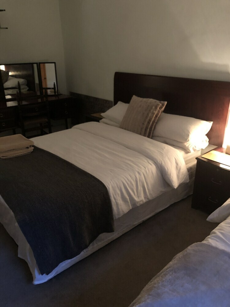 Bank Street Guest House