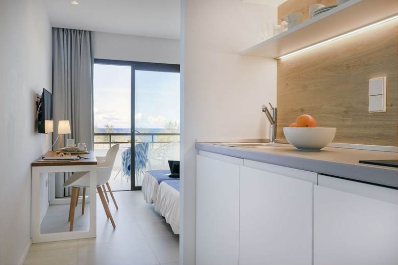 Apartamentos La Gaviota