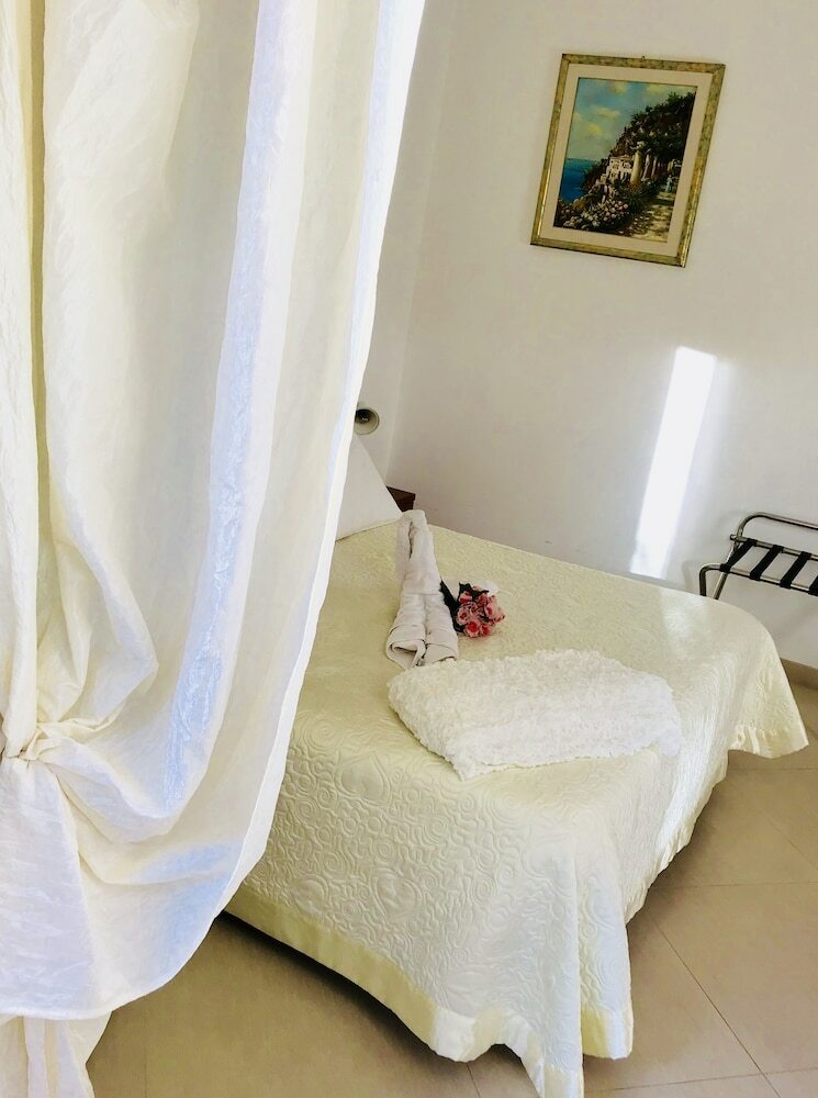 Villa Aurora B&B