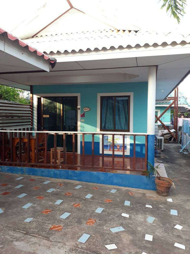 Hotel Poopreaw Resort