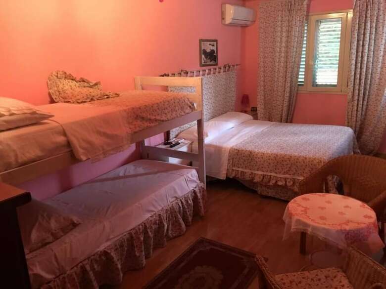B&B Xenia