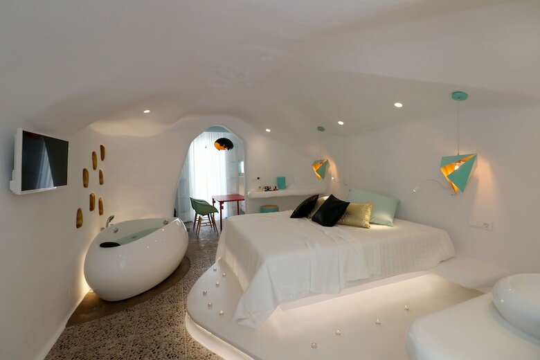 Aparthotel Cave Suites