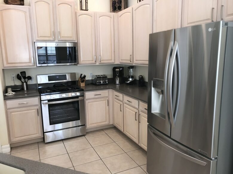 Villa Dolphin's Retreat 2 Miles From Disney