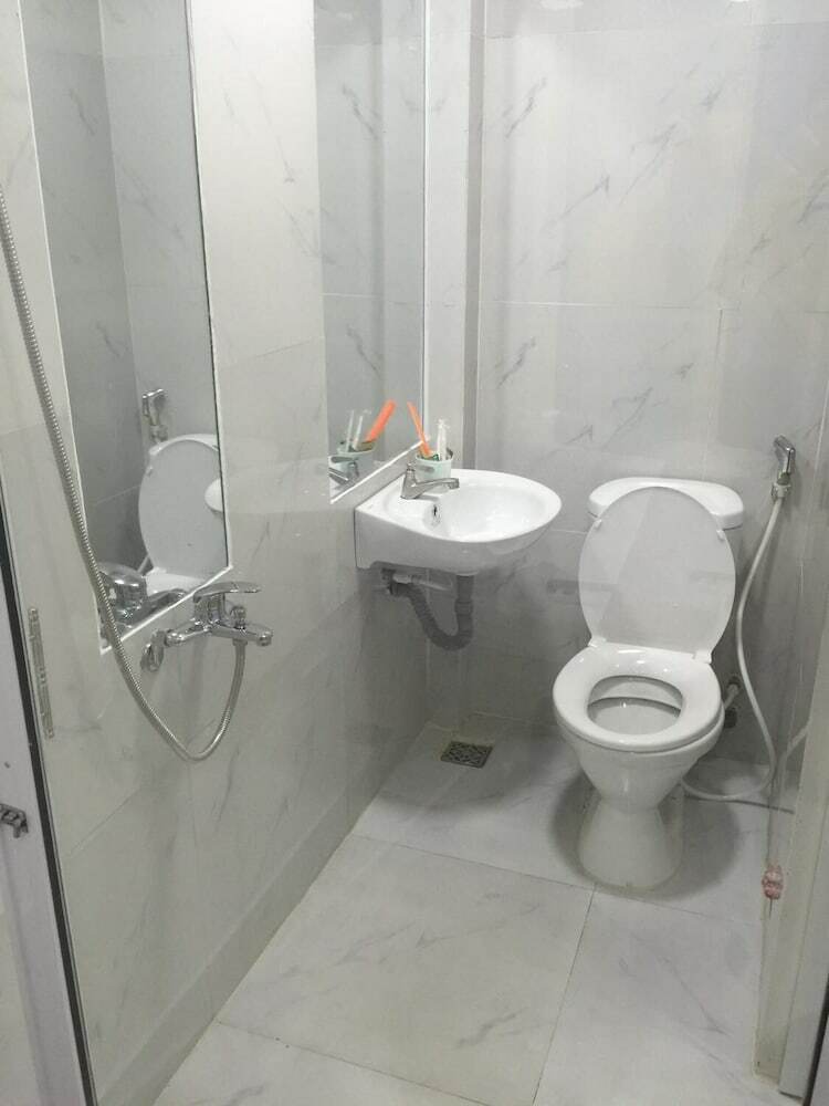 Mai Tuan Chanh Mon A Hotel
