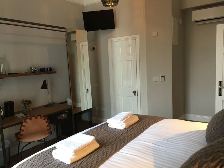 Hotel Pembroke Hall