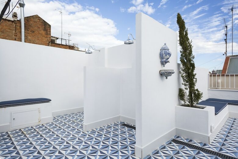 Apartamentos Thesuites Barcelona