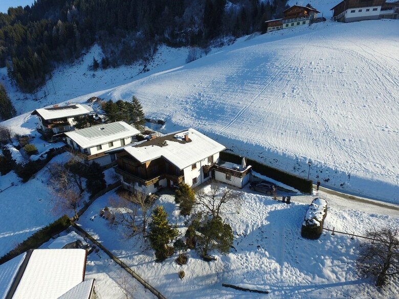 Apartamentos Holiday House Auer Kaprun