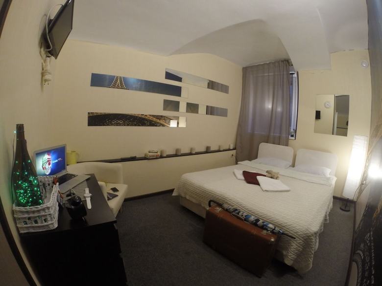 Zhukovskogo 14 Mini Hotel