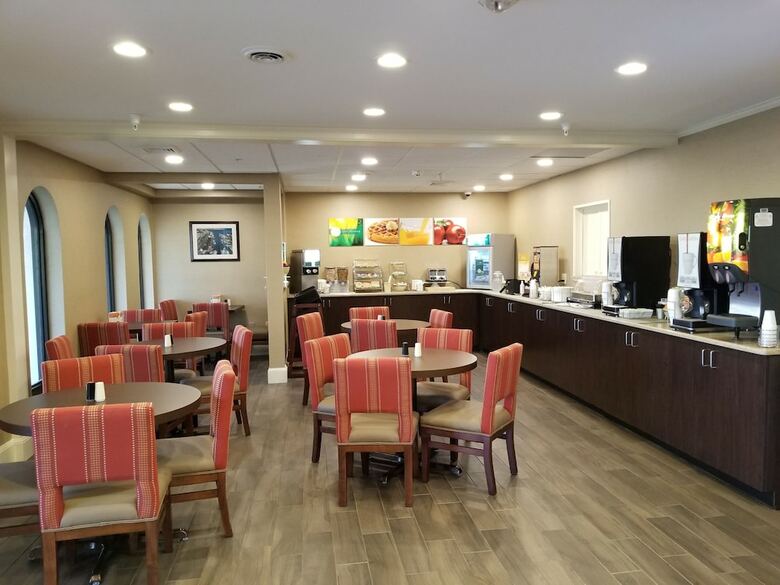 Hotel Quality Inn & Suites Oceanblock