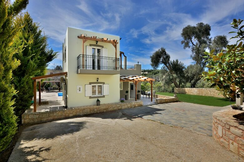Elia Villa
