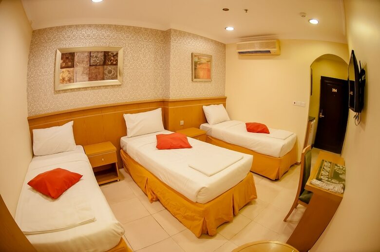 Sadan Plaza Hotel
