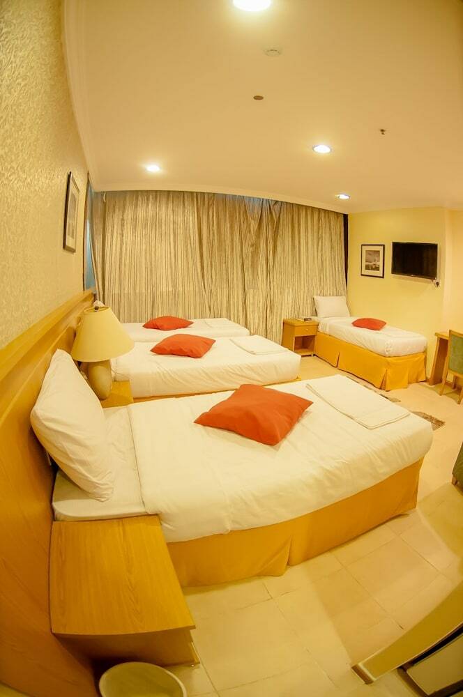 Sadan Plaza Hotel