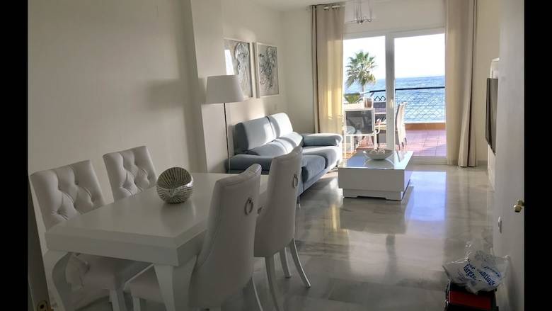 Mi Capricho C16 Luxury Apartment On The Beachfront