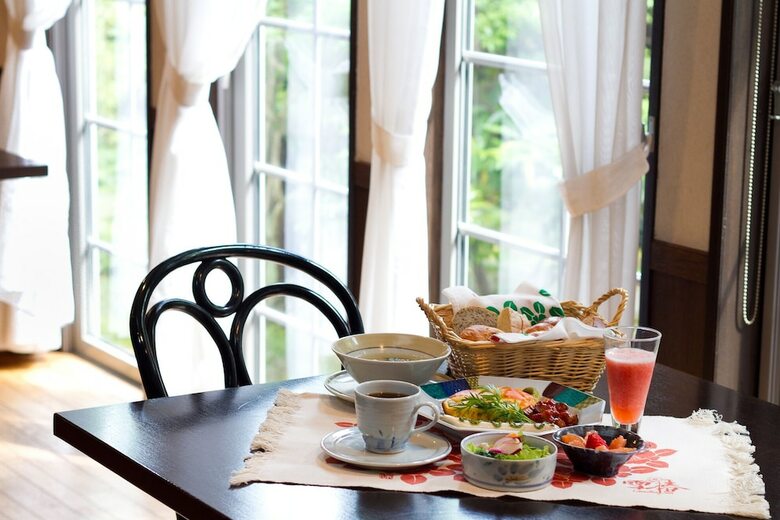Bed & Breakfast Camellia Inn
