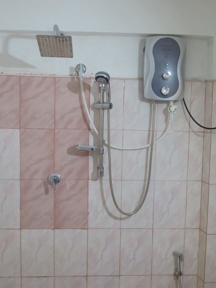 Bed & Breakfast Hotel Grand Halabana