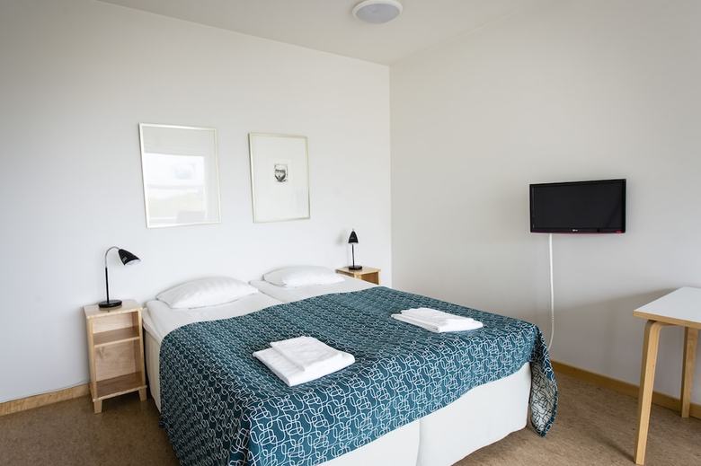 Hotel T��l� Towers