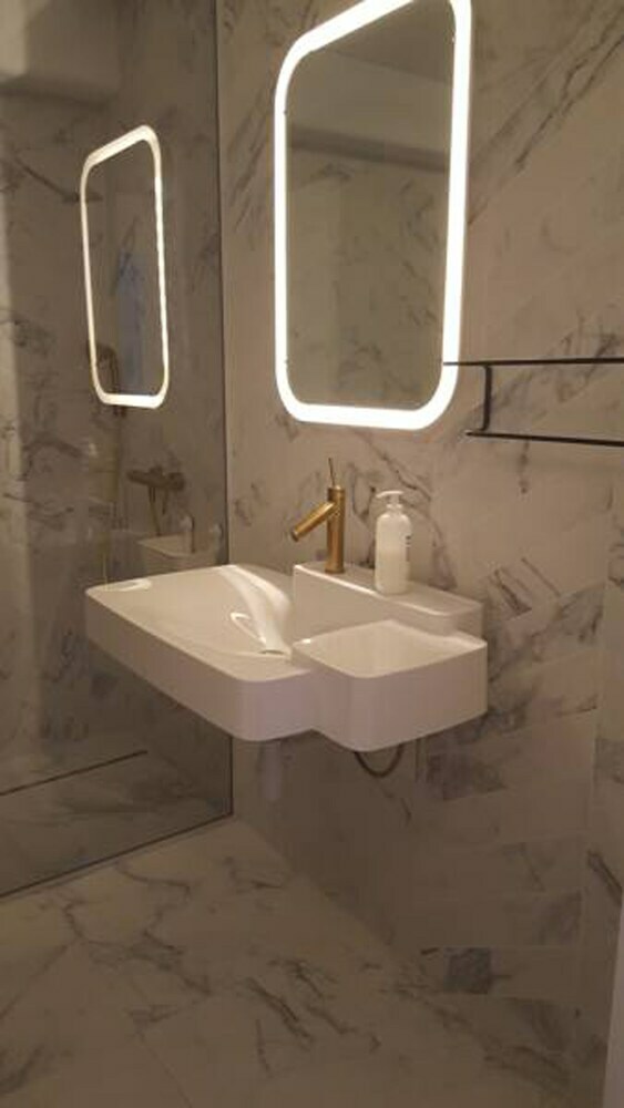 Palace Luxury Apartment