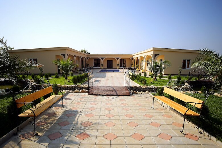 Hotel Oasis Villa
