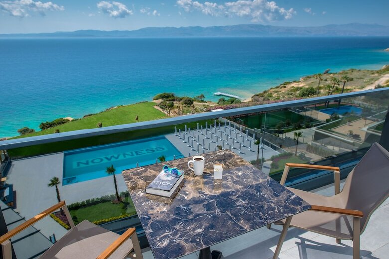 Nowness Hotel
