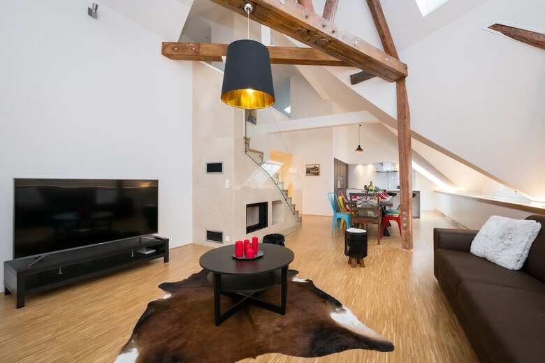 Love To Live Apartments